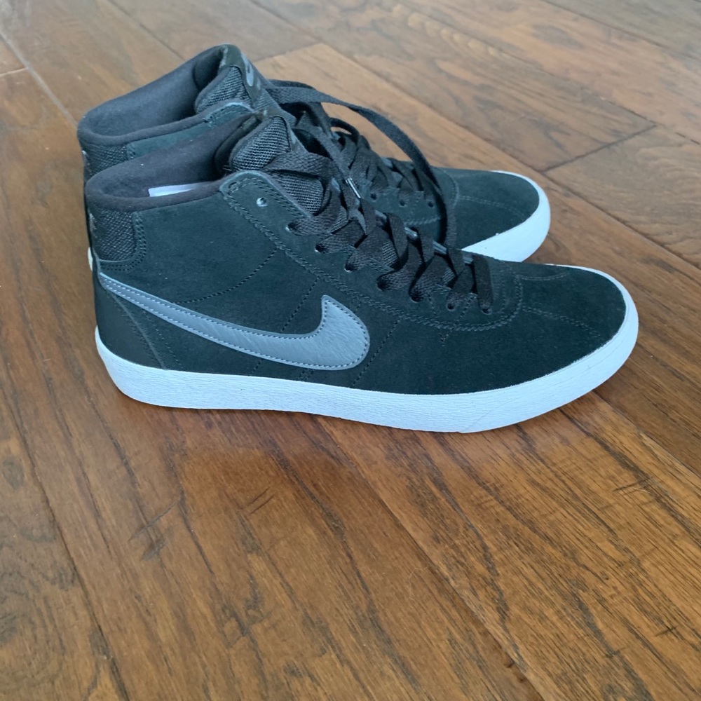 Nike SB Bruin Hi size 9